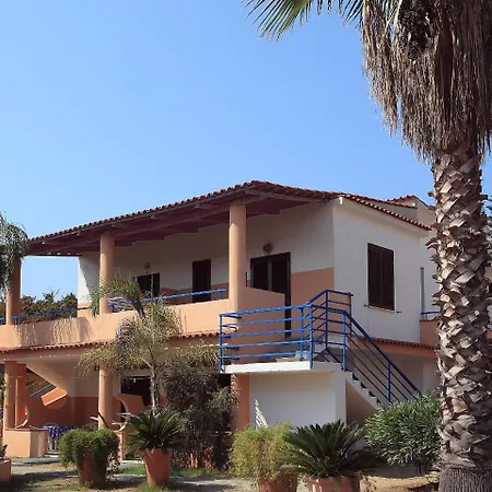 Locazione Turistica Esmeraldo-1 * Capo Vaticano