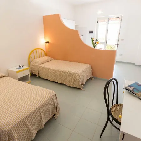 Locazione Turistica Esmeraldo-1 * Capo Vaticano